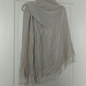 Shining silver pashmina
